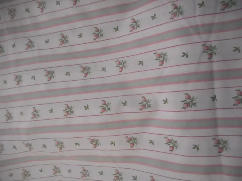 1980s Westpoint Stevens Full Flat Sheet cotton/poly Floral pink green stripe