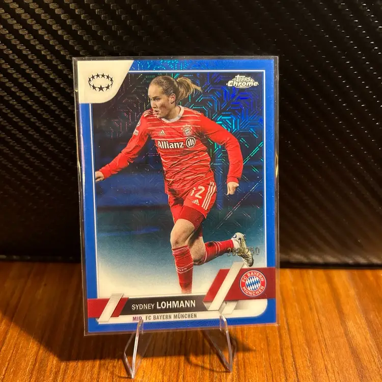 Sydney Lohmann 22/23 Topps Chrome UWCL Blue Mojo Refractor /250