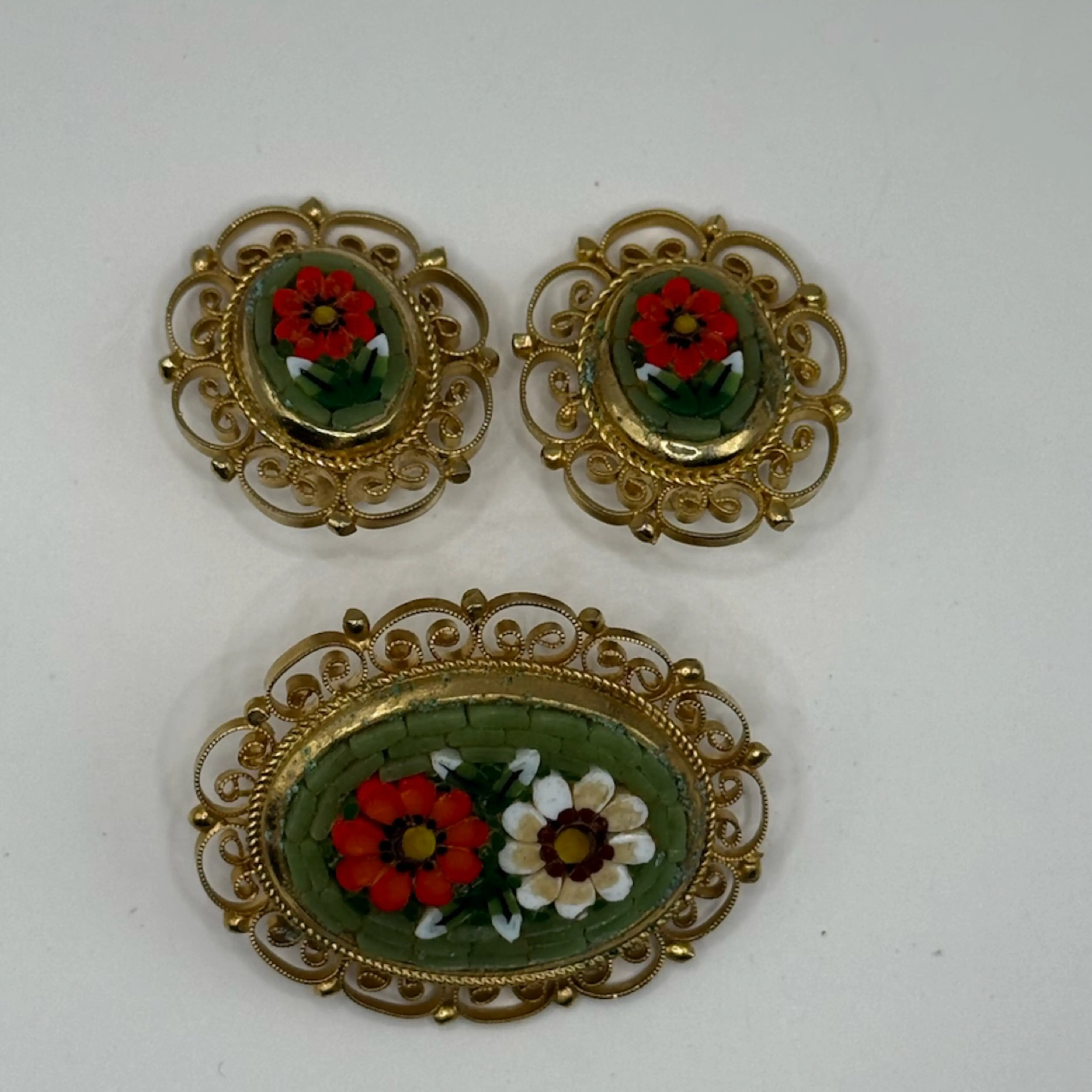 Image 2 of 2