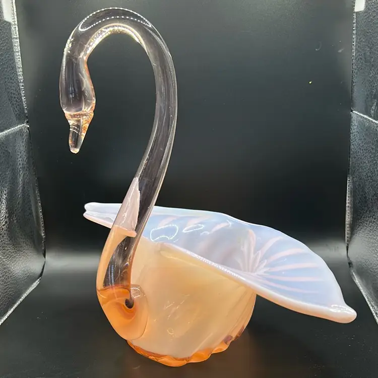 Duncan and Miller pink Opalescent Viking swan