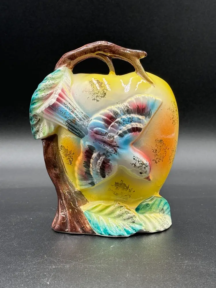 It’s Got A Bird On It VTG Wall Pocket, Japan