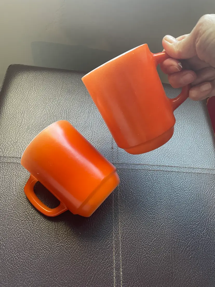 Set of 2 Fire King Anchor Hocking D Handle Coffee Mugs Orange Red Ombre