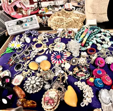 Vintage Jewelry! 