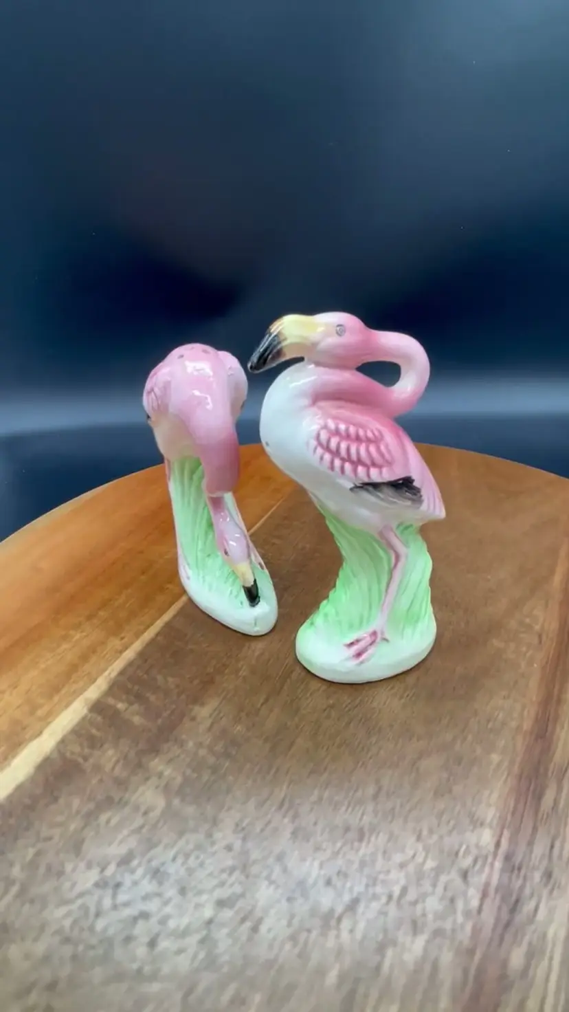 Vintage Ceramic Pink Flamingo Salt & Pepper Shakers - Occupied Japan - Post-WWII 1945-1952