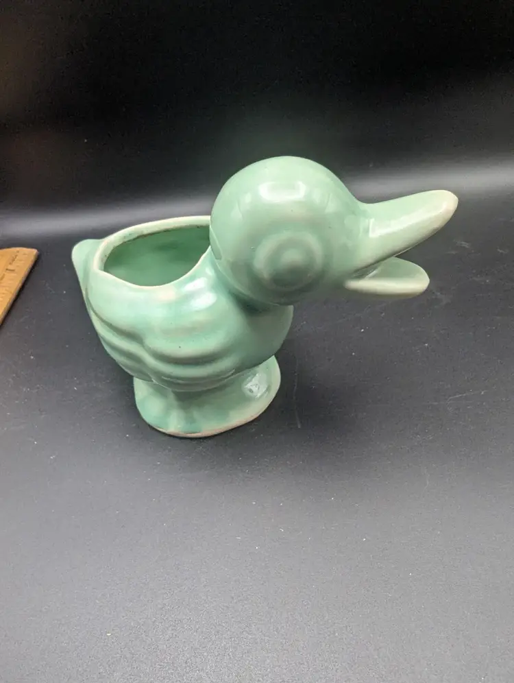 Vintage Possibly McCoy/Shawnee Pottery Duck Planter Figurine Mint Green 4"H