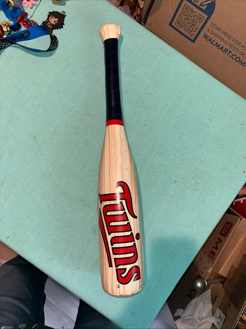 Minnesota Twins Rawling VinylPolypropylene foam Baseball Bat Souvenir 21"