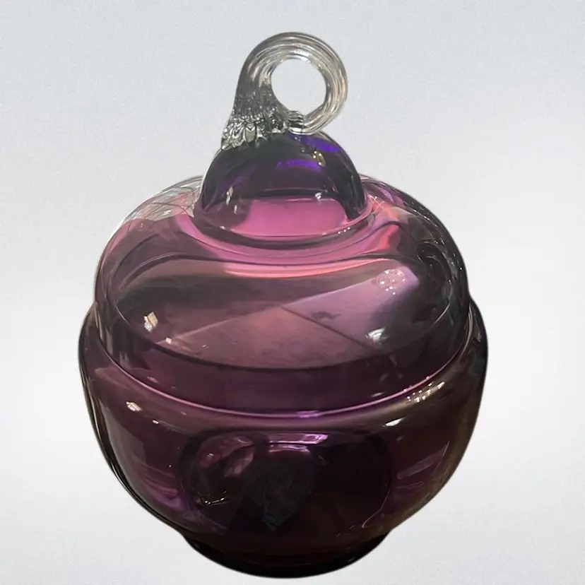Beautiful Amethyst Art Glass Candy Dish With Applied Handle Unknown Maker