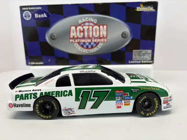 Darrell Waltrip # 17 Parts America 1997 Monte Carlo 1:24 Scale
