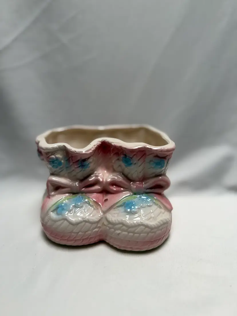 Vtg Relpo – Double Baby Booties Planter, Made in Japan