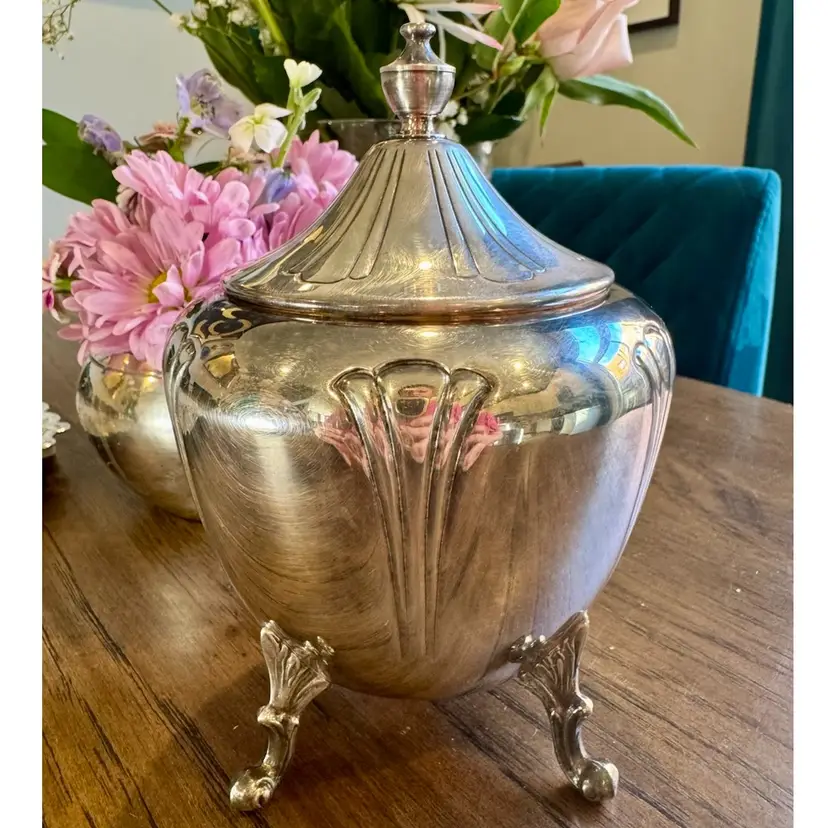 6” tall silver on copper vintage F.B. Rogers silverplate lidded sugar bowl in a Hollywood Regency style