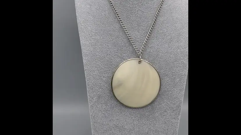 Vintage Large 2.75" Round Natural Mother of Pearl Pendant Statement Necklace Silver Tone Curb Chain 18" - 24"