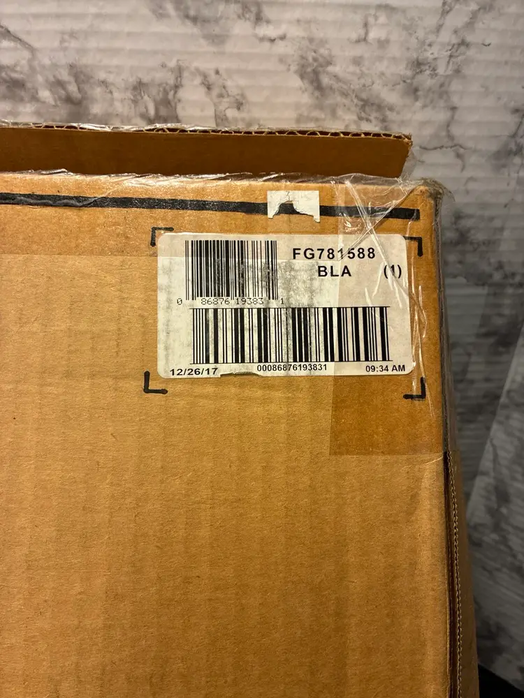 Black Rubbermaid Commercial Products Food Tray for Sturdy High-Chair 7815 781588