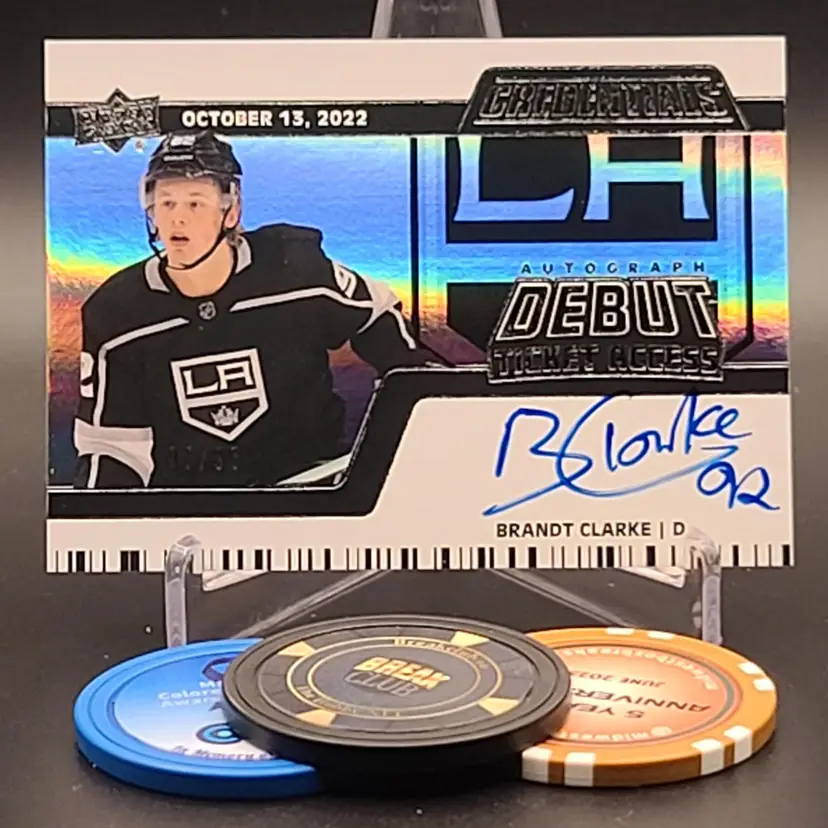 Brandt Clarke Rookie Auto 2022-23 Upper Deck Credentials Debut Ticket Access Rookie Auto Grey Parallel Numbered 7/35 Card #DTAAH-BC - Los Angeles Kings Hockey Card