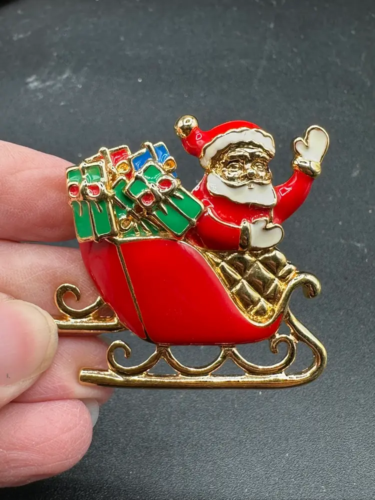 Vintage AVON Santa Christmas Sleigh Brooch Pin Gifts Enamel Gold tone Earrings
