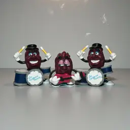 Lot of 3 California Raisins figures 1988  - (2) Drummer and (1) Guitar