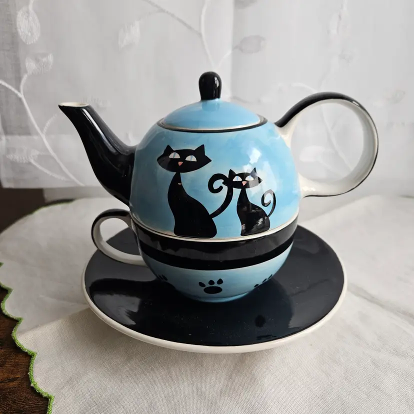 Hues N Brews Cats Blue Stackable Teapot Cup Saucer Halloween