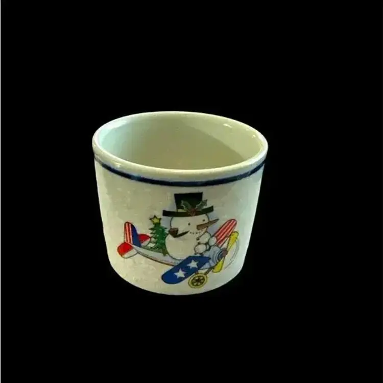 Mikasa Christmas Package Small Votive Candle Holder made in Japan. (B)