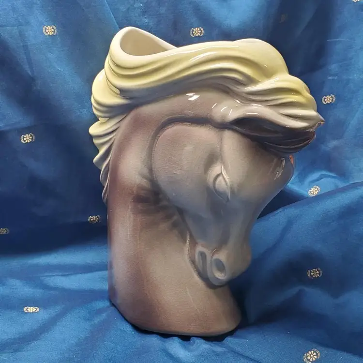 Royal Copely MCM Horse Head Vase/Planter Yellow Mane on Gray Head
