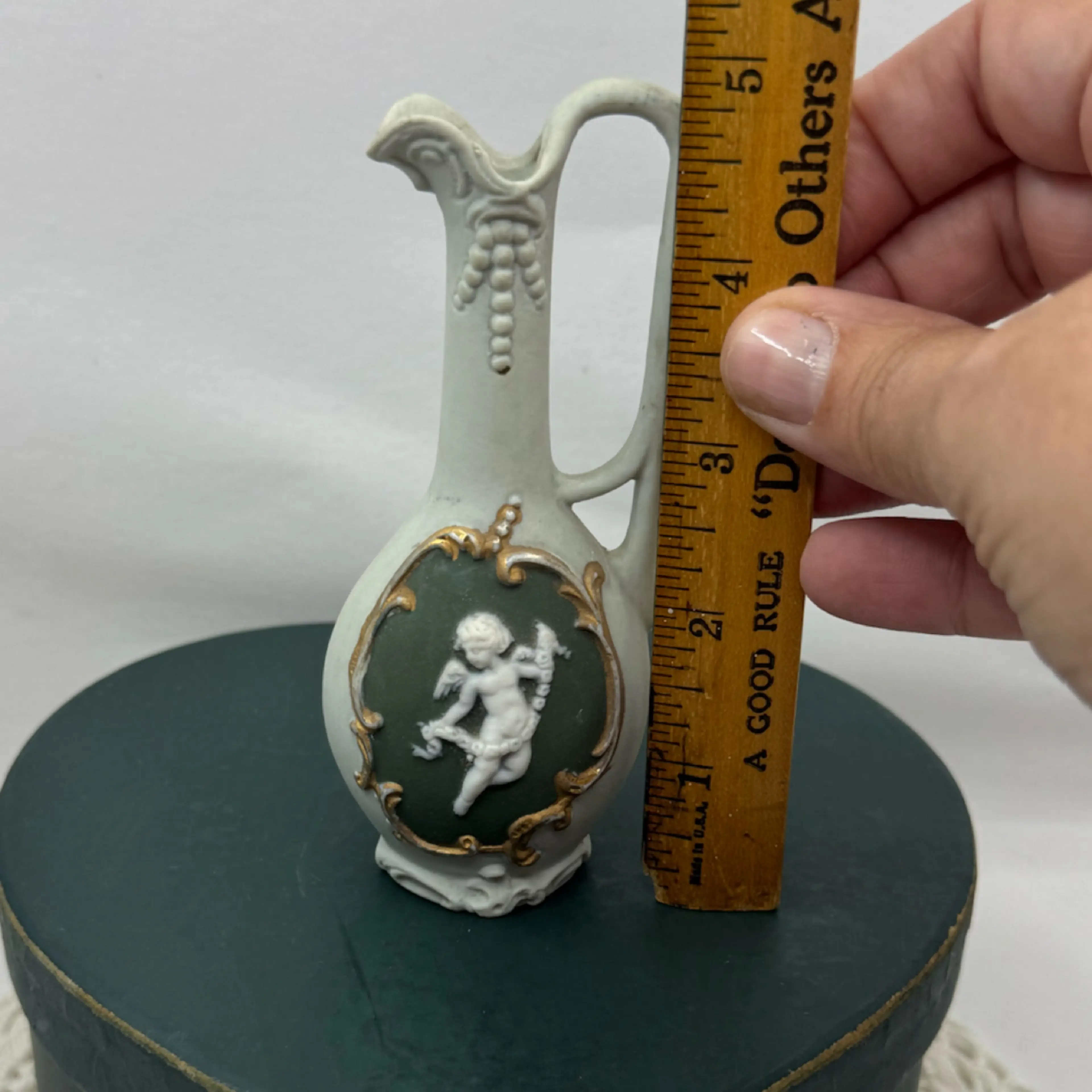 Image 4 of 4