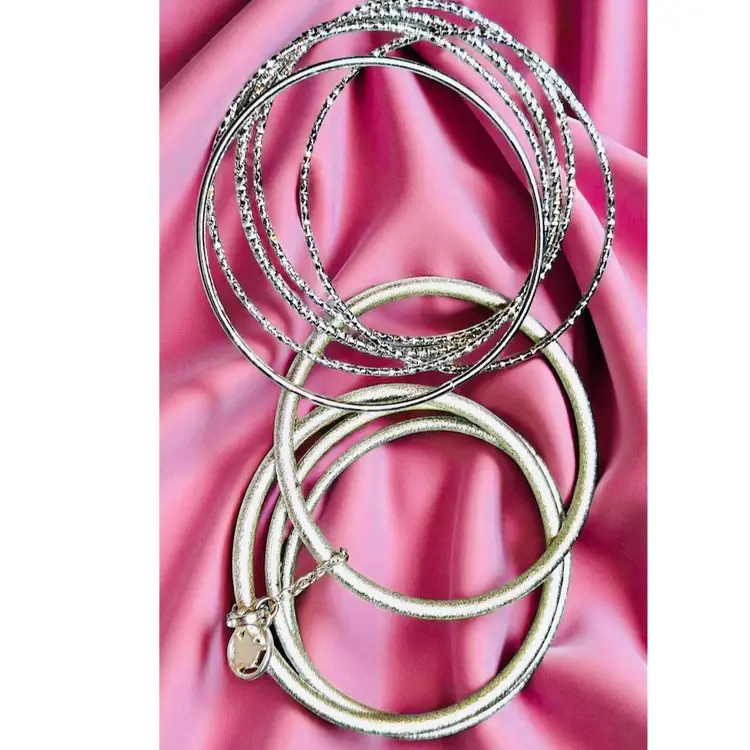 Lot Of 10 Shinny Silver Tone Bangle Bracelets Size Approx Size 8” - 8.25”
