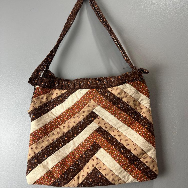 Vintage 1970s Tote Handmade Chevron Quilted Design Lightweight