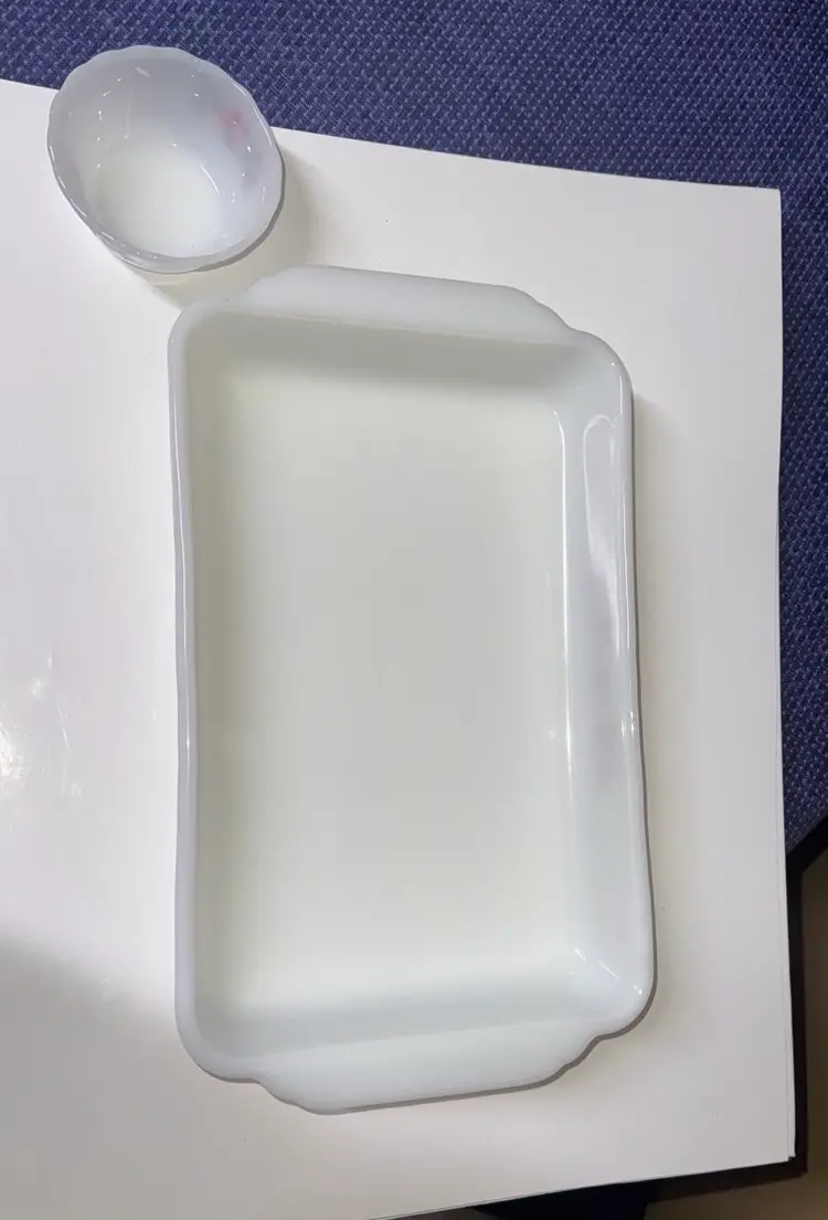 Fire King Anchor Hocking #411 Primrose Casserole Baking Dish 2 Quart w/ ramekin