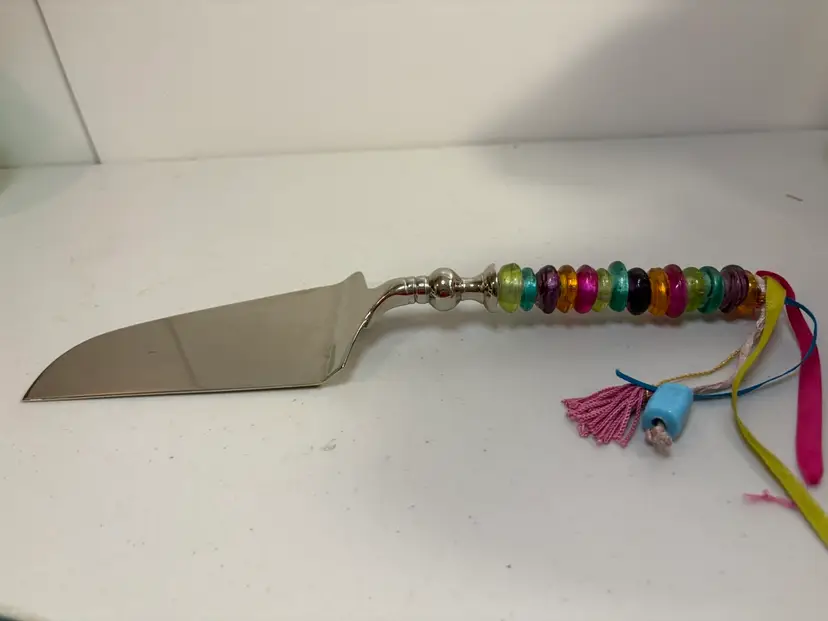 Stainless Steel Cake Pie Server - Large Glass Beaded
