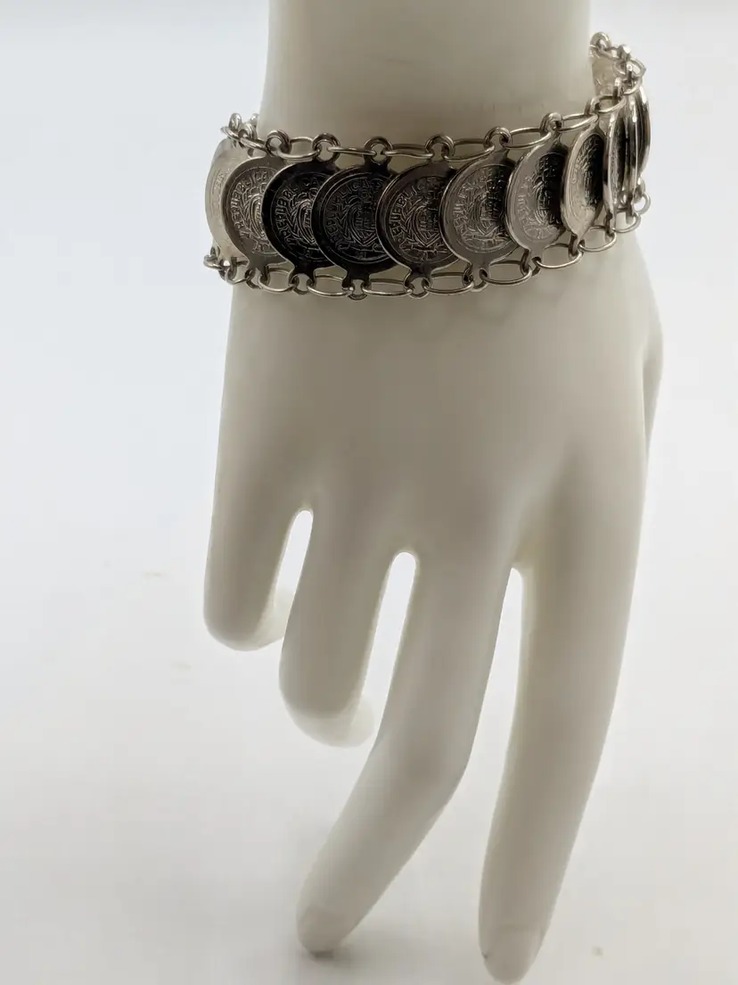 Vintage San Marino Republica Coin Tourist Bracelet Silver Tone