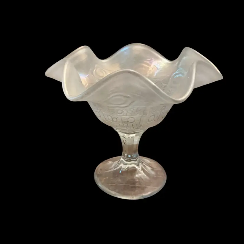 Fenton White Carnival Glass Captive Rose Compote 5”x 6”