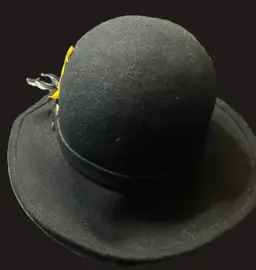 VTG Astre Black Derby-Like Wool Hat with Feather and Buckle