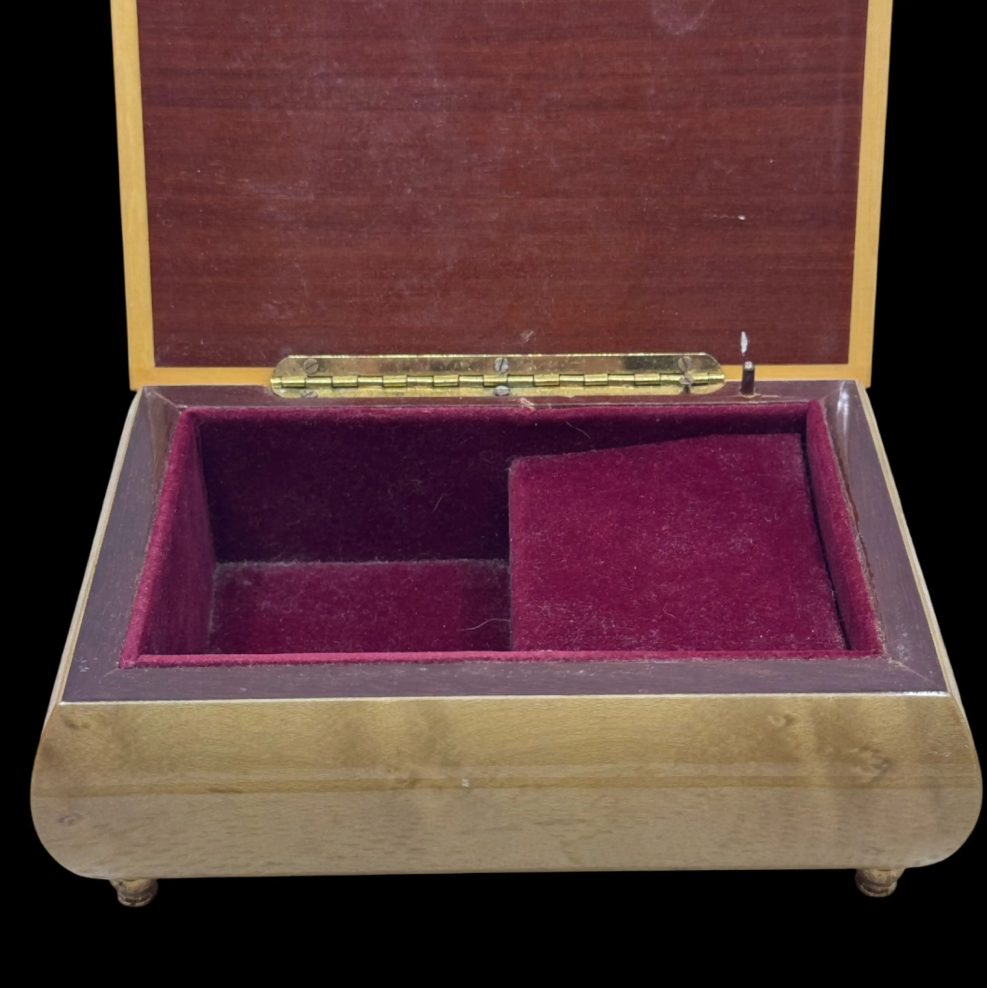 Image 4 of 5