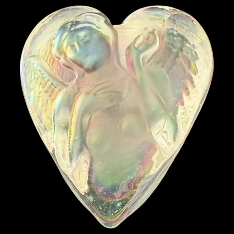 Robert Held RHAG Iridescent Angel Glass Heart Paperweight 2.5”