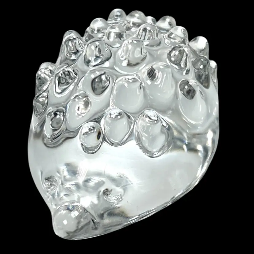 2-1/2” Hadeland Glassverk Clear Crystal Glass Hedgehog Paperweight. Made in Norway 🇳🇴 . Etched “Hadeland” On Bottom.