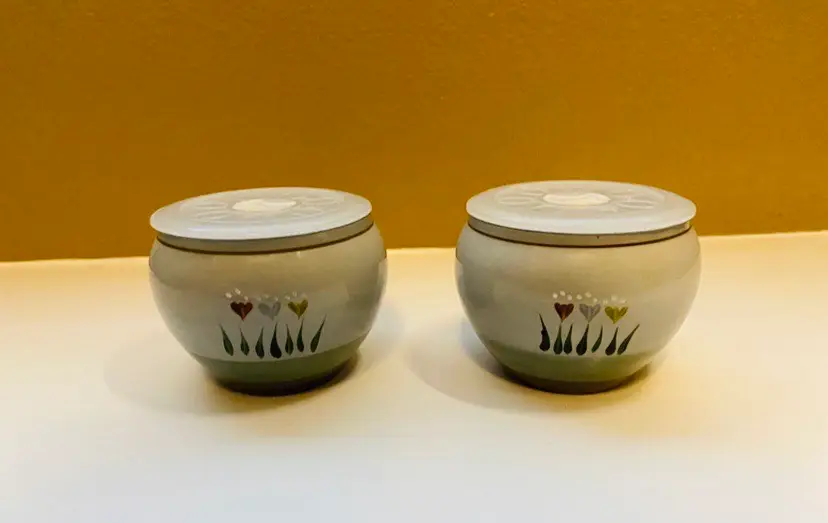 Nobilta Ceramic Bowl and Oven Storage Container with Lids Farmhouse Cottage Scandinavian