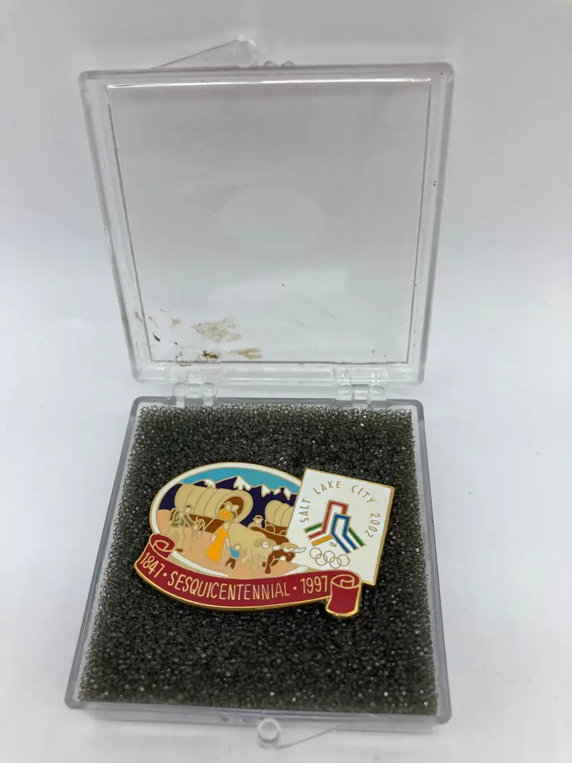 2002 Vintage Salt Lake City Olympic Pin ~ Wagon Train ~ SLC Winter Games ~ Sesquicentennial 1847 - 1997 ~ LE
