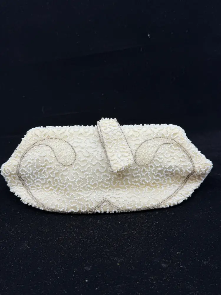 Vintage Belgium White And Ivory Seed Bead Evening/Wedding Clutch Purse