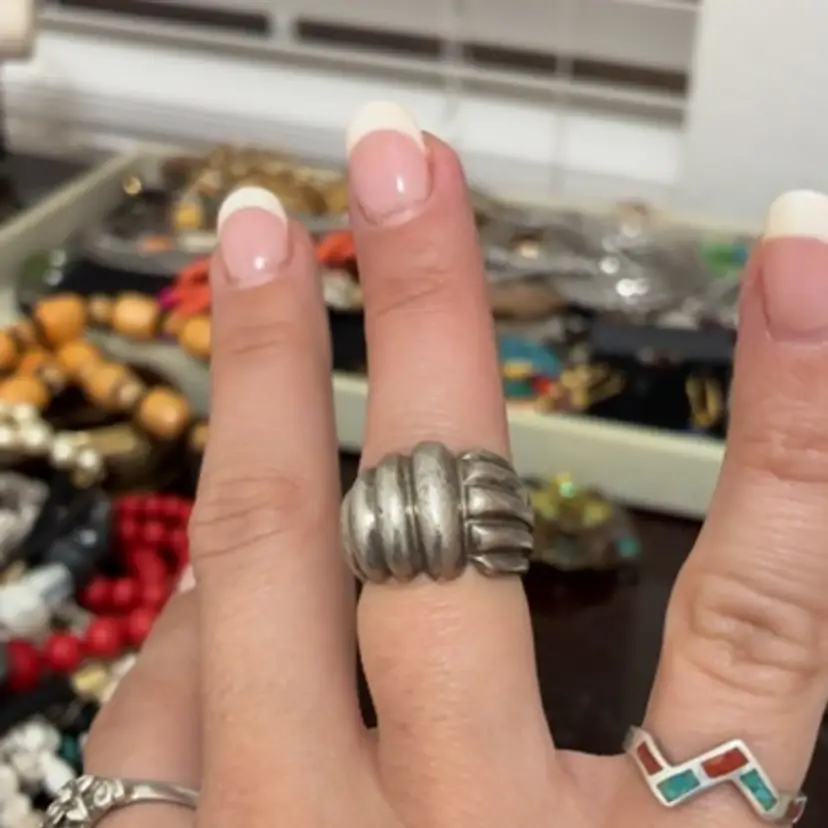 5.5 Size Sterling Ribbed Ring