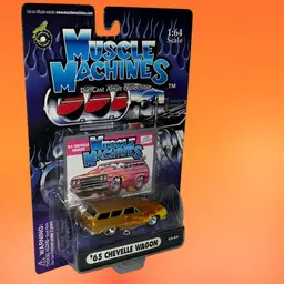 Muscle Machines '65 CHEVELLE WAGON 02-64 GOLD 1:64 Die-Cast
