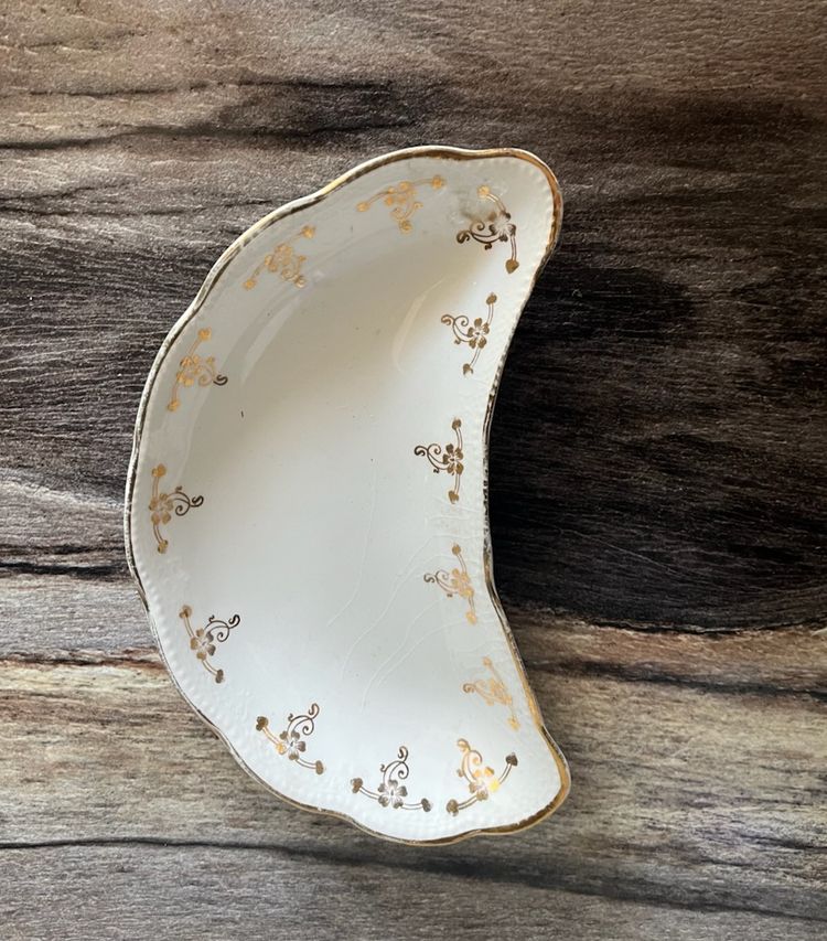 Vintage Homer Laughlin Porcelain Gold Rim Moon Fishbone Dish