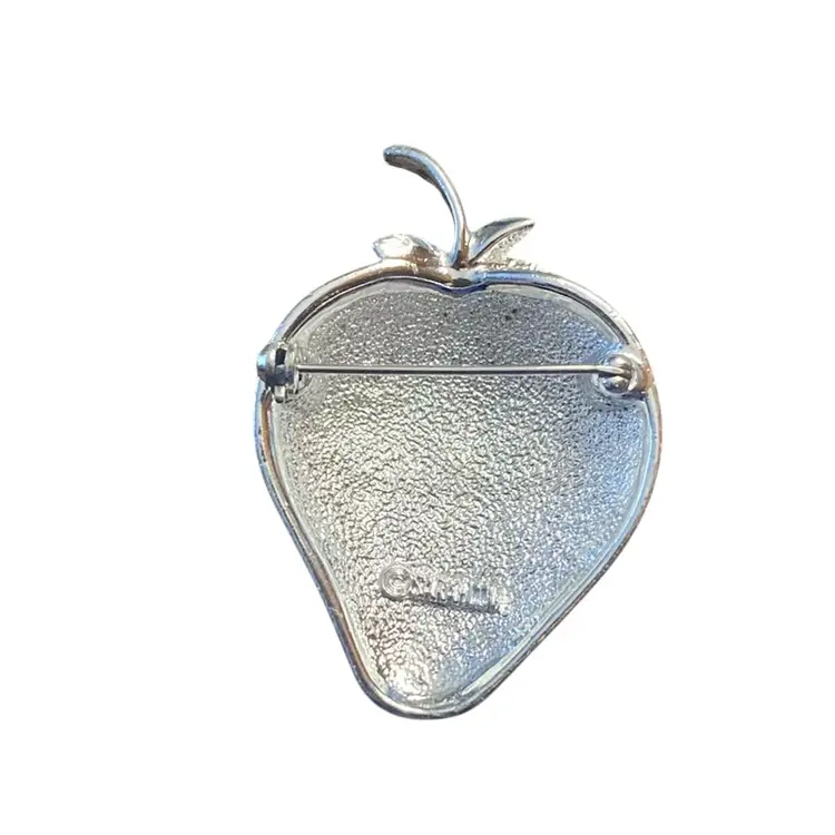 Sarah Coventry Strawberry Brooch 2” X 1 1/2”