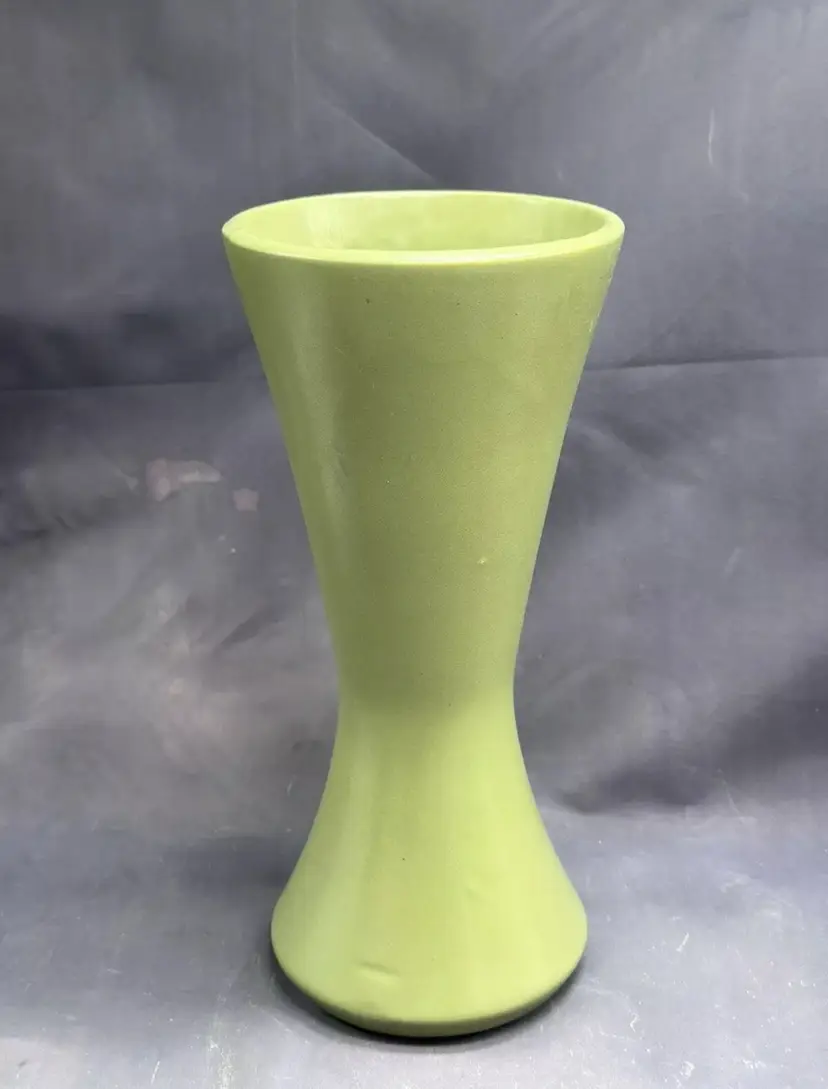 Vintage MCM Mccoy Green Floraline Mid Century Design Stoneware Vase USA