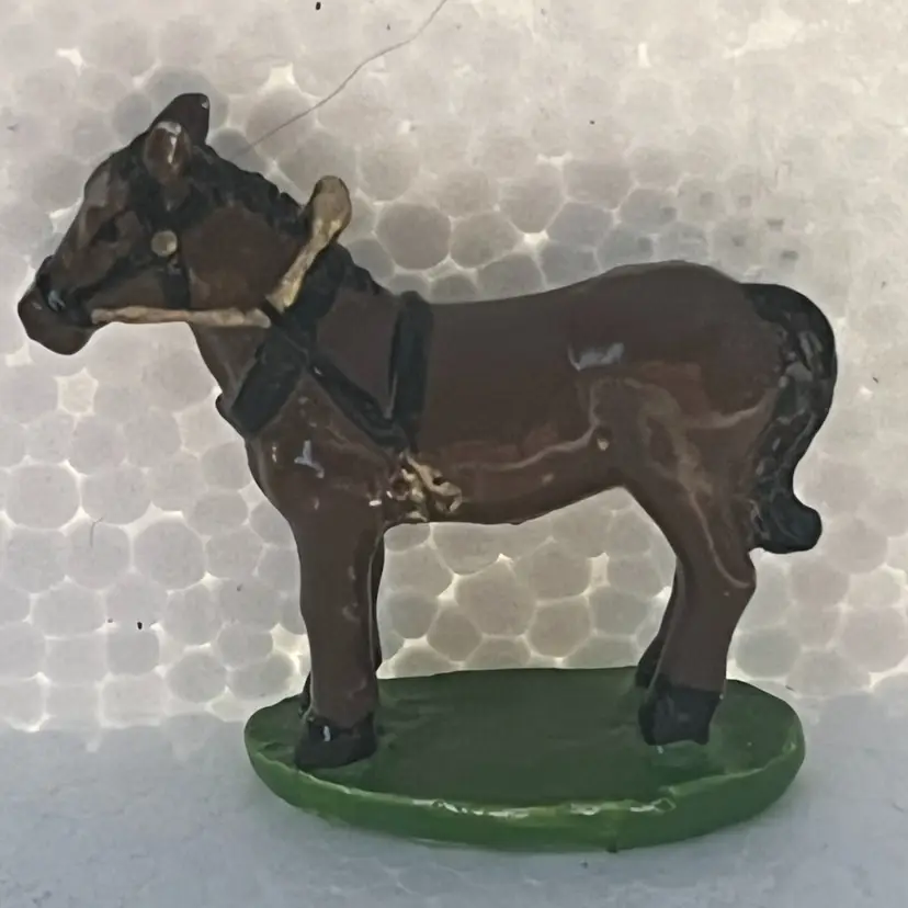 Liberty Falls Hand Painted Pewter Figurines As Pictured