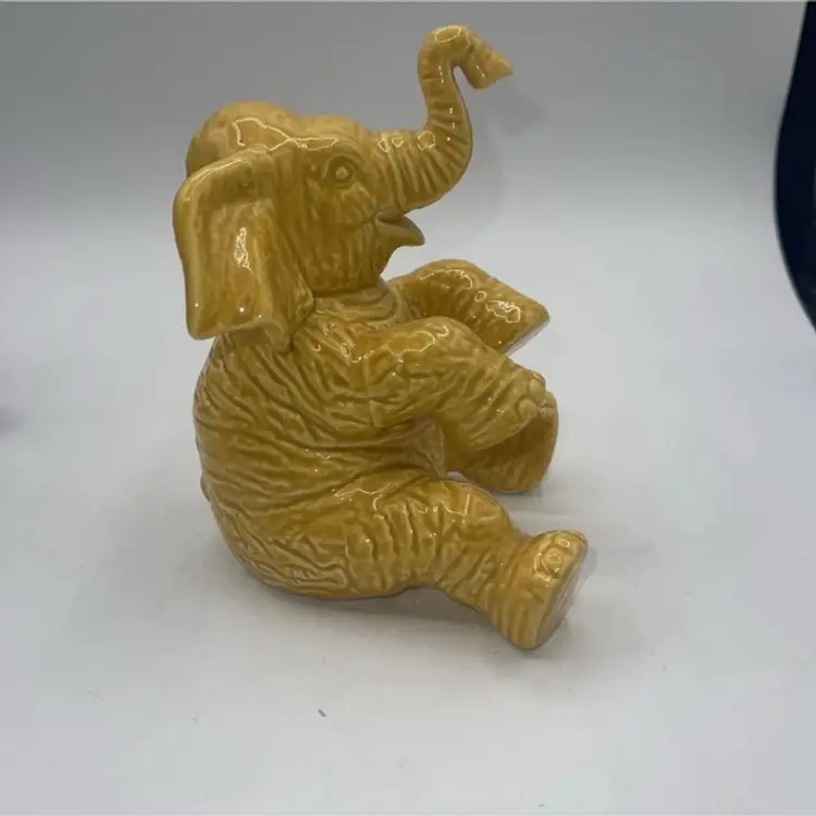 RARE Disney Parks Yellow Jungle Cruise Elephant Figurine 2017