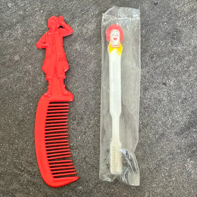 McDonald’s Comb & Toothbrush