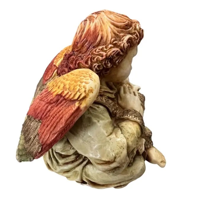 HARMONY KINGDOM “CHATELAINE”