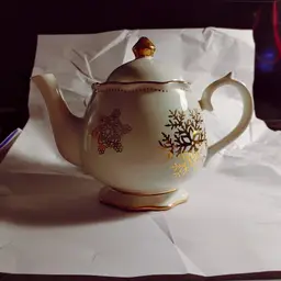 Cracker Barrel Season & Glory Snowflake Teapot