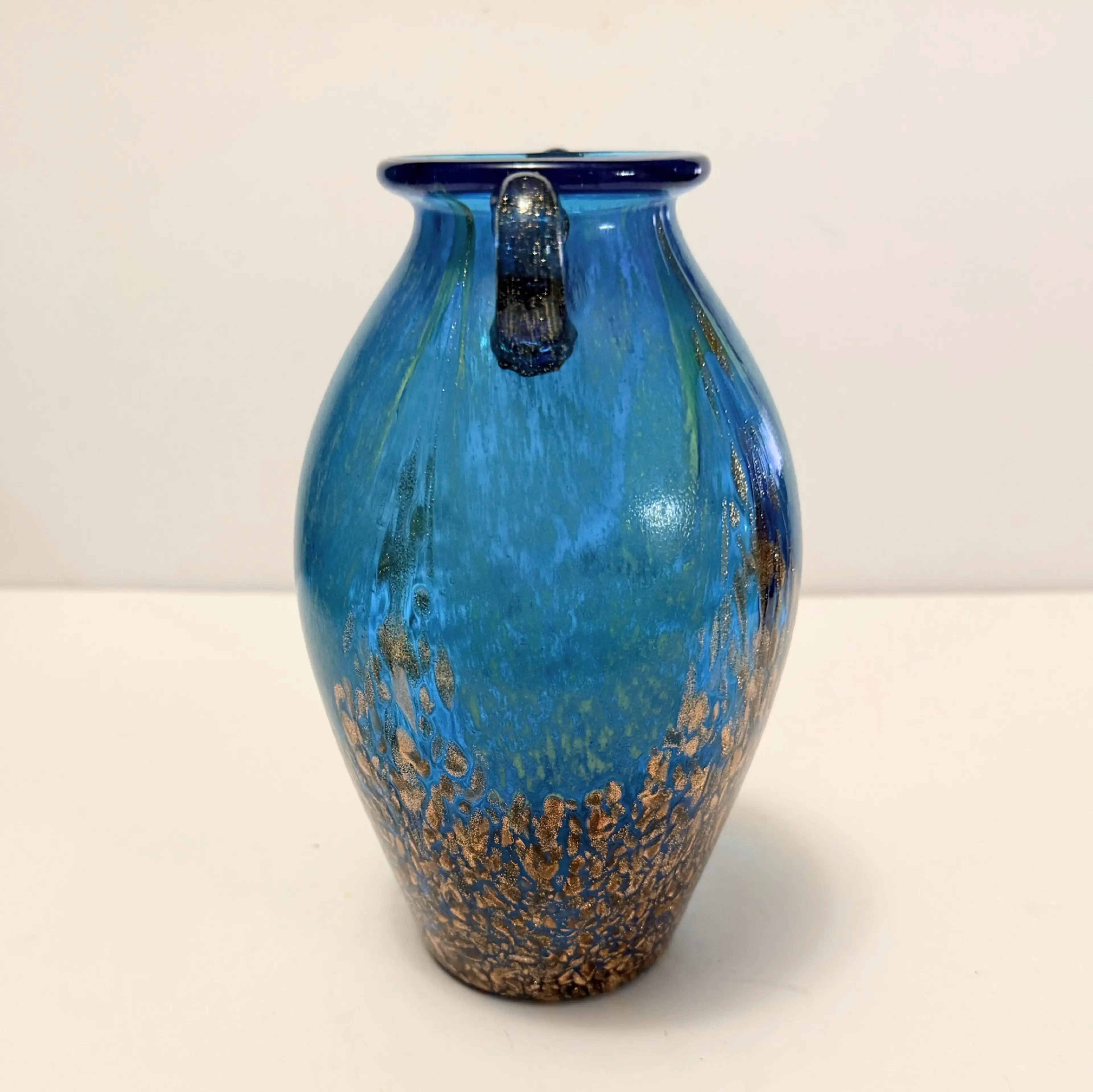 Image 2 of 7