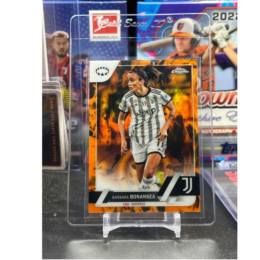 Barbara Bonansea 2023 Topps Chrome Inferno /75 Soccer Card