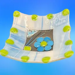 Beautiful Spring Time Fused Glass Trinket Dish With Flower And Beveled Edges Not Signed, Unmarked No Chips Or Cracks