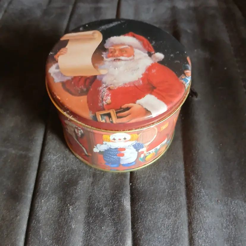Vintage santa coasters & tin